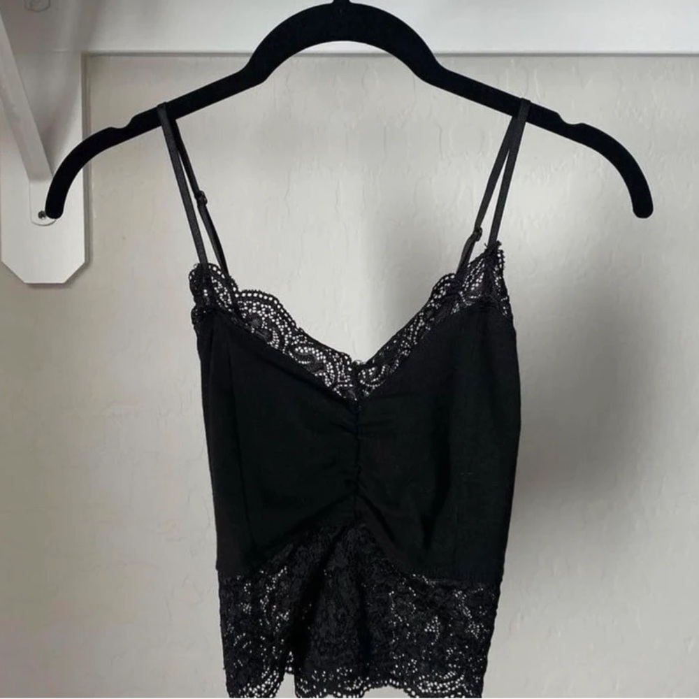 Bozzolo Black Lace Trim Crop Cami Top - Picture 2 of 5